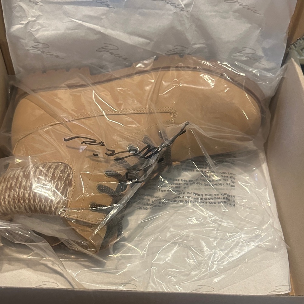 Bacia Women's Hiking Work Boots - Picture 4 of 5